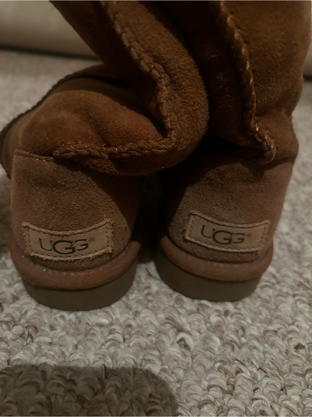 NWOT UGG Classic Brown Suede Boots Womens